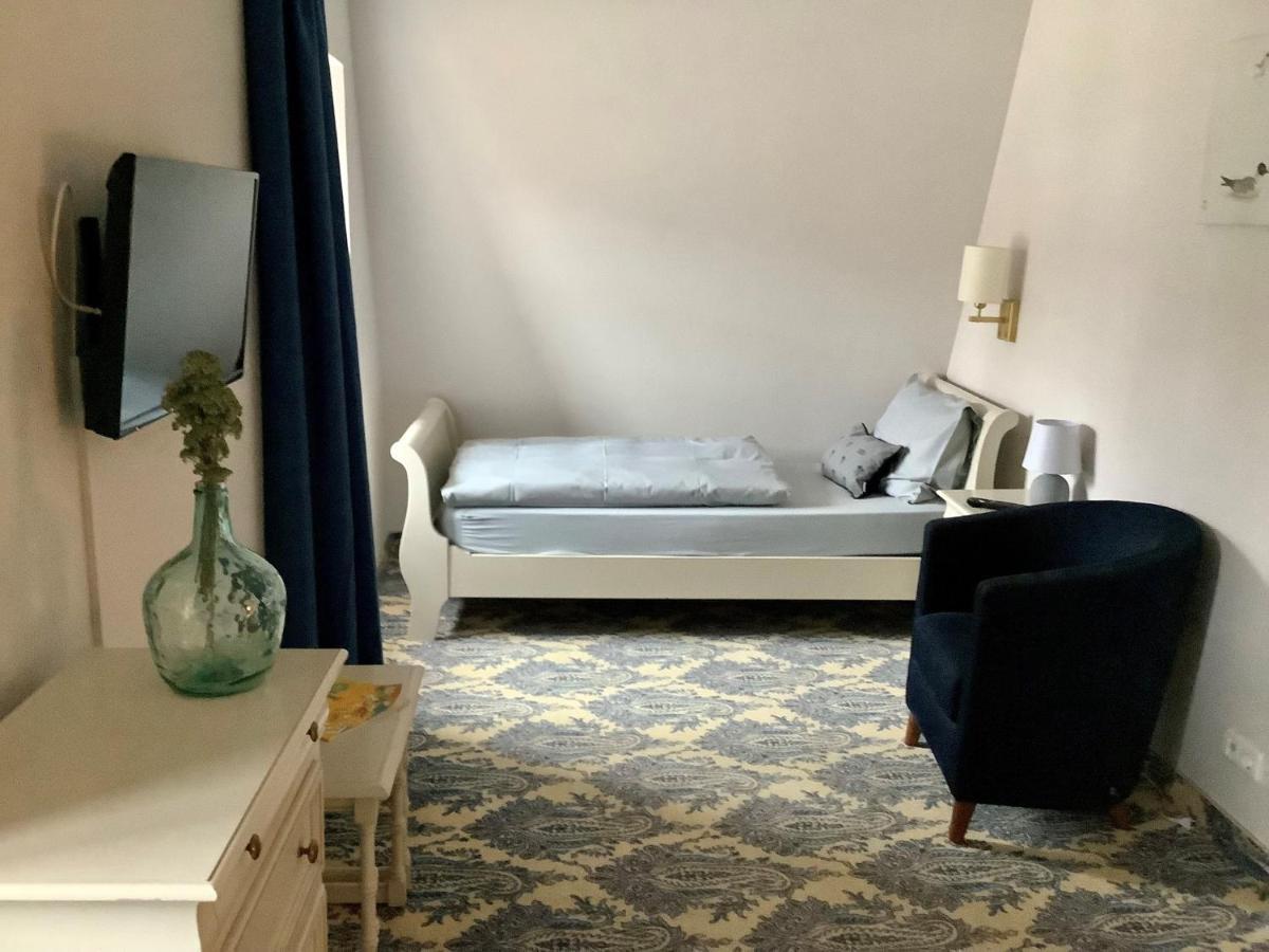 Strandhotel Berg 베르크 암 슈타른베르거 제 외부 사진